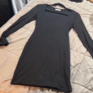 Chic Long Sleeve Black Dress
